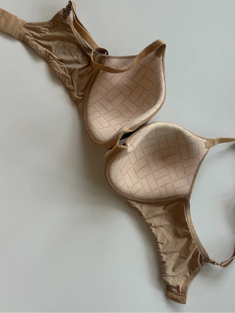 #92 VICTORIAS SECRET Everyday Seamless T-Shirt Bra - Nude SIZE 34D - Picture 5 of 9